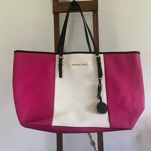 Michael Kors Jet Set Travel Center Stripe Saffiano Leather Medium Tote Bag